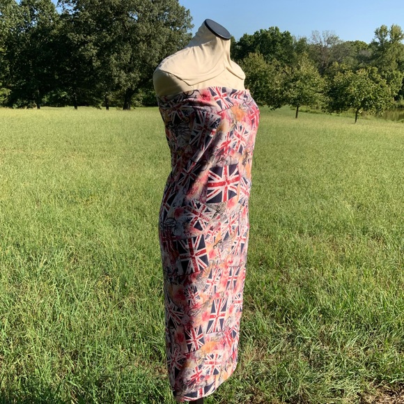 NWOT TWIGGY LONDON Union Jack Print Strapless Pencil Dress - Picture 2 of 11